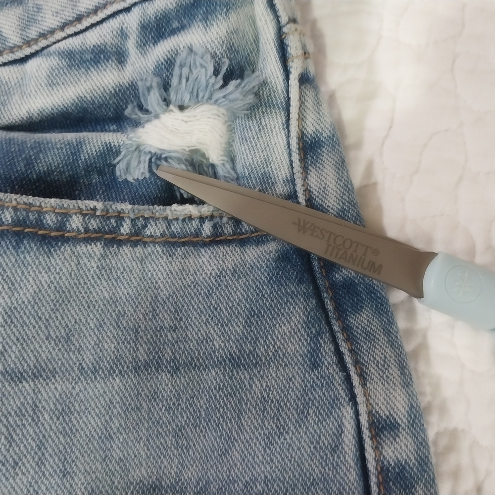 CLEO -WOLF Men's Cotton Relaxed Blue Denim Jeans Size 31-32 NWT - Picture 10 of 12